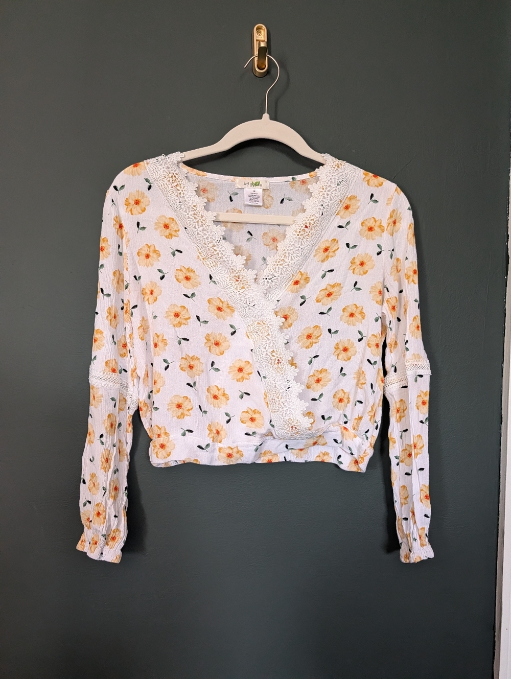 LA Gypsy Lace-Trim Wrap Blouse in White with Yellow Floral Print 💛